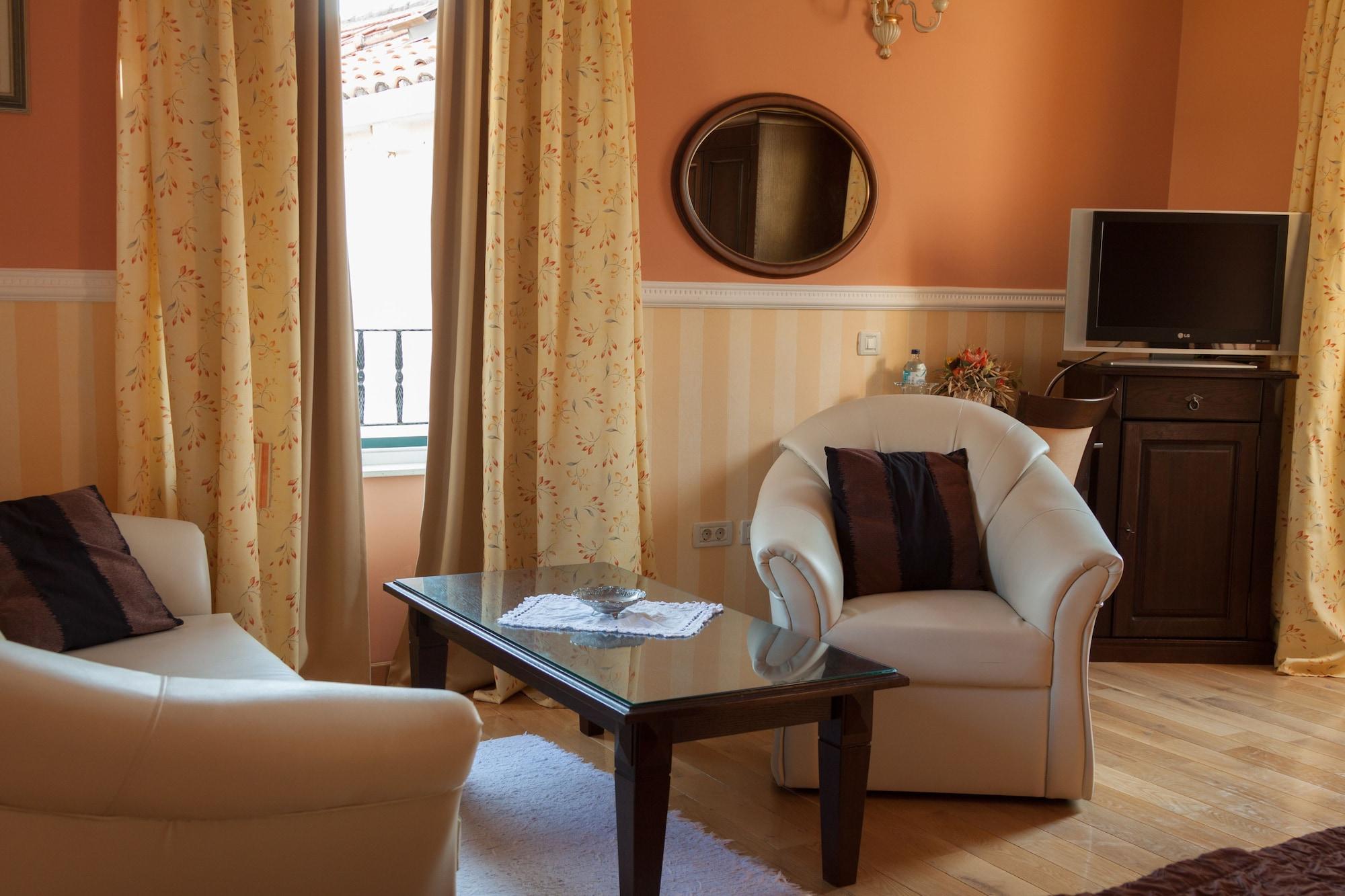 Hotel Boutique Pattiera 4*